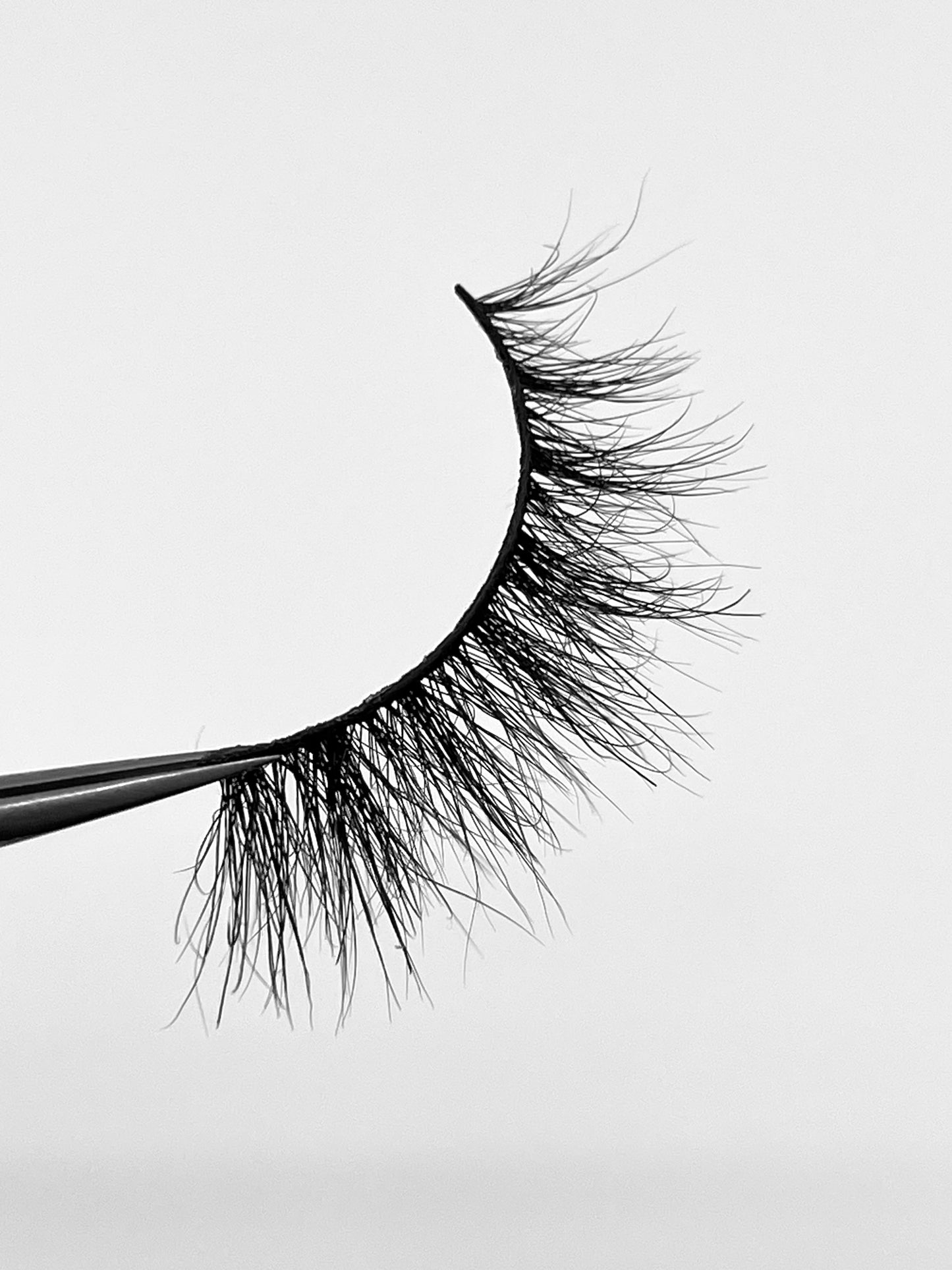 EVERYDAY GLAM
